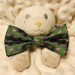 5/$20 Baby bow tie green and pink dogs